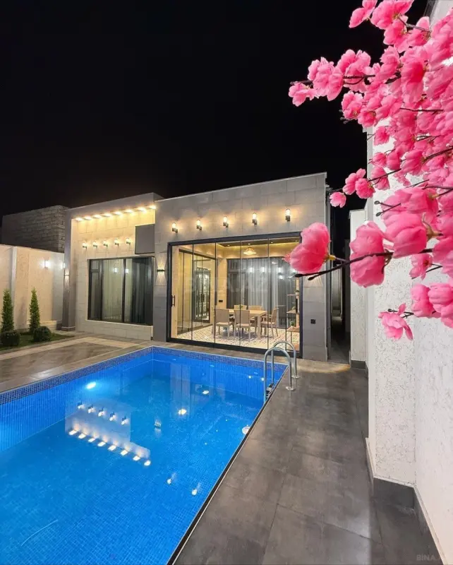 Kirayə verilir 4 otaqlı həyət evi 250 m²