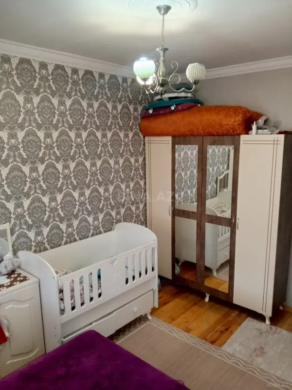 Satılır 2 otaqlı həyət evi 98 m²