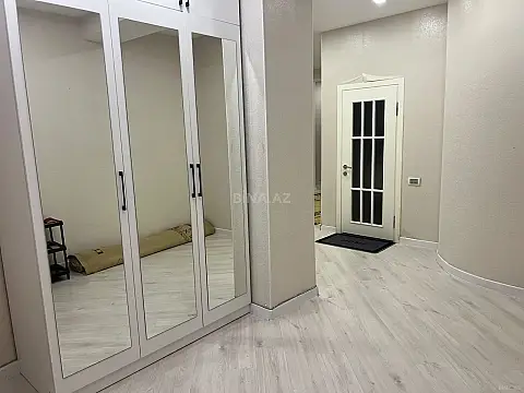Kirayə verilir 3 otaqlı mənzil 140 m² — Bakı, Nizami 3 otaq 140.00 m²