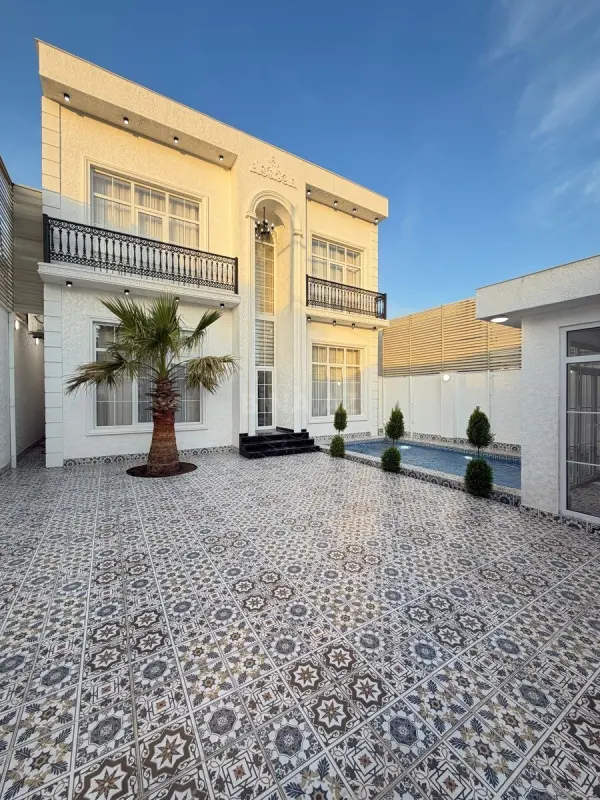 Satılır 4 otaqlı həyət evi 240 m²