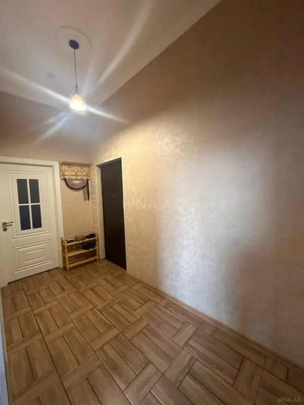 Kirayə verilir 2 otaqlı mənzil 57 m²