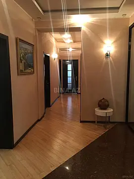 Satılır 3 otaqlı mənzil 150 m² — Bakı 3 otaq 150.00 m²