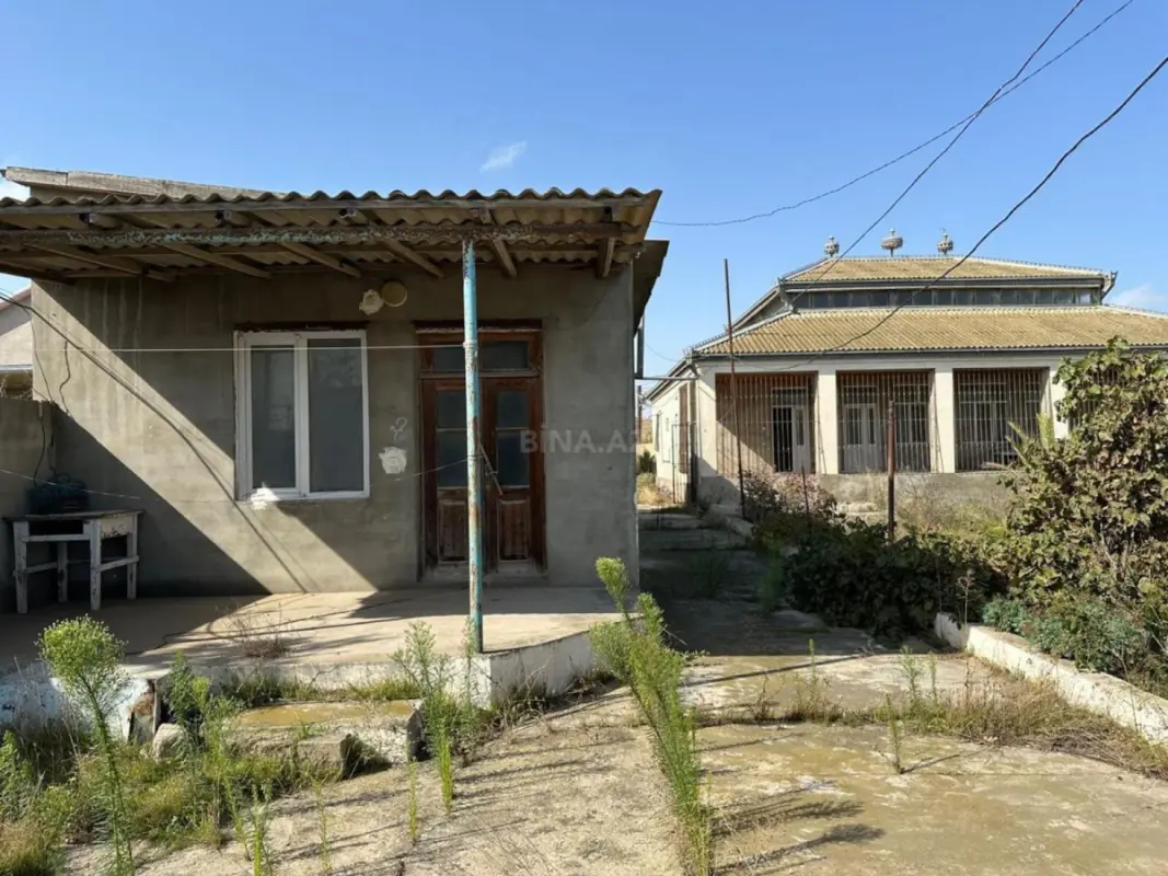 Satılır 4 otaqlı həyət evi 160 m²