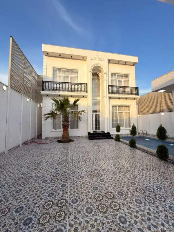 Satılır 4 otaqlı həyət evi 240 m²