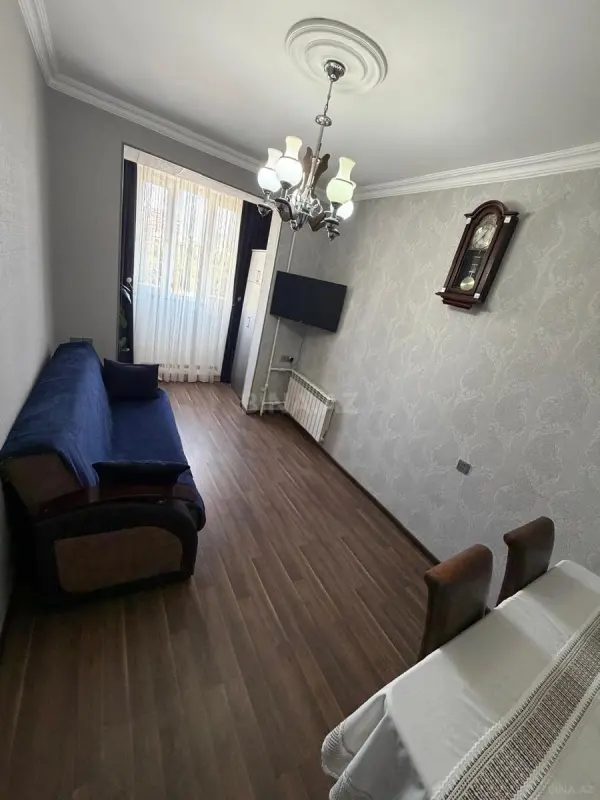Satılır 2 otaqlı mənzil 45 m²