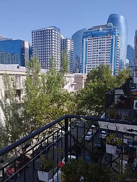 Kirayə verilir 2 otaqlı mənzil 50 m² — Bakı 2 otaq 50.00 m²