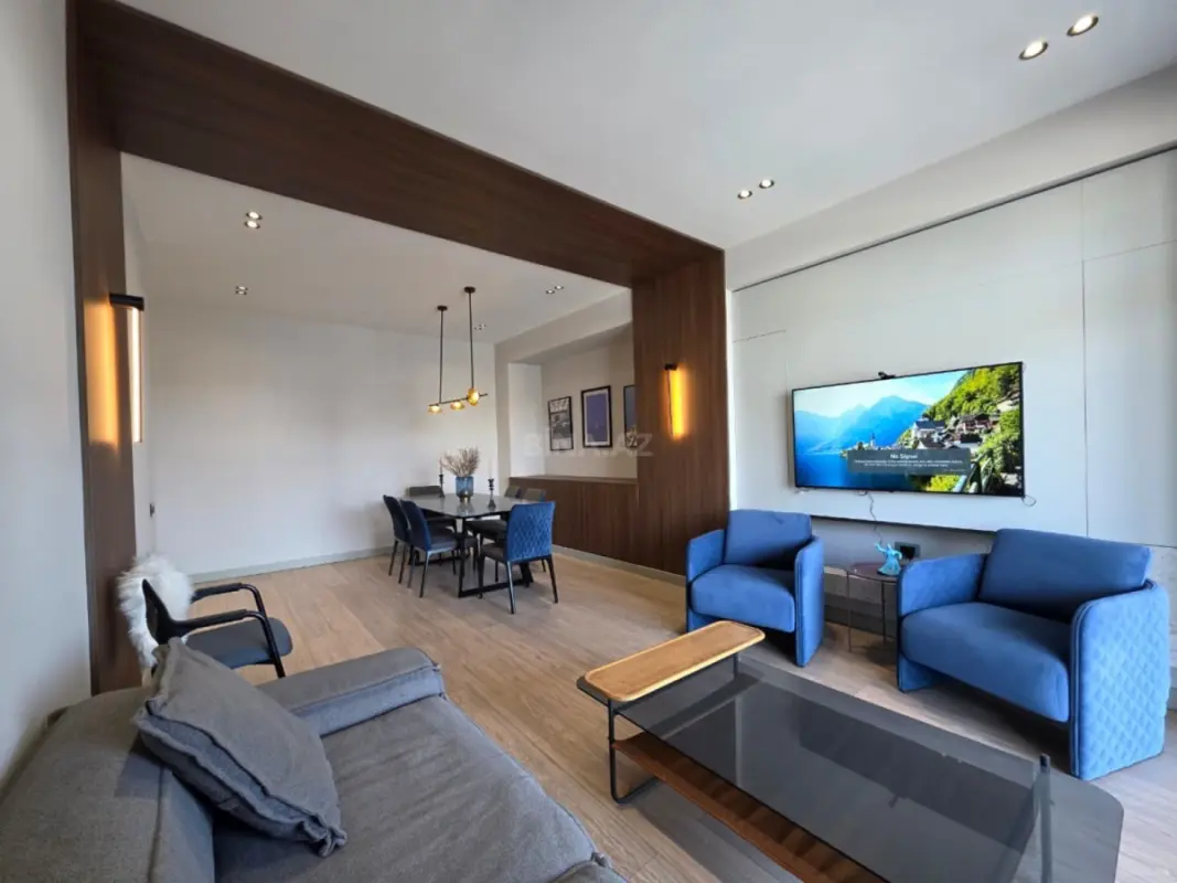 Satılır 3 otaqlı mənzil 145 m²