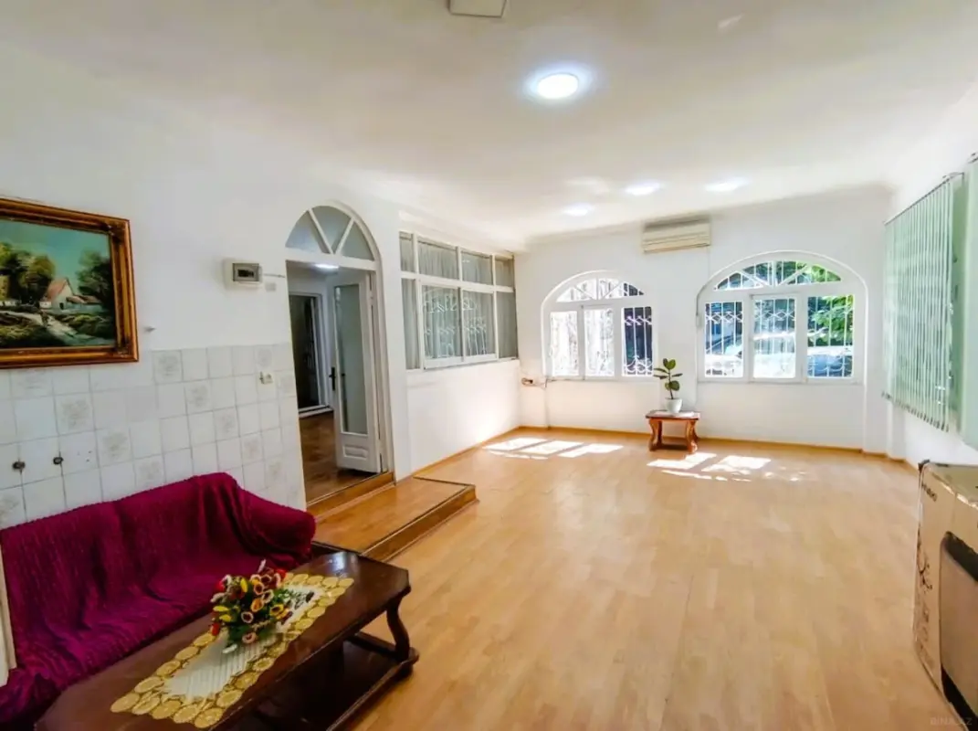 Kirayə verilir obyekt 80 m²