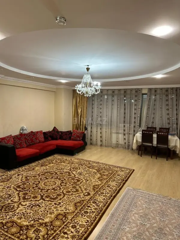 Satılır 4 otaqlı mənzil 122.6 m²