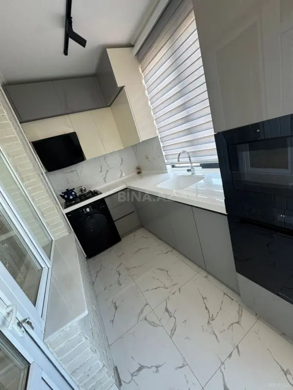 Kirayə verilir 2 otaqlı mənzil 80 m²