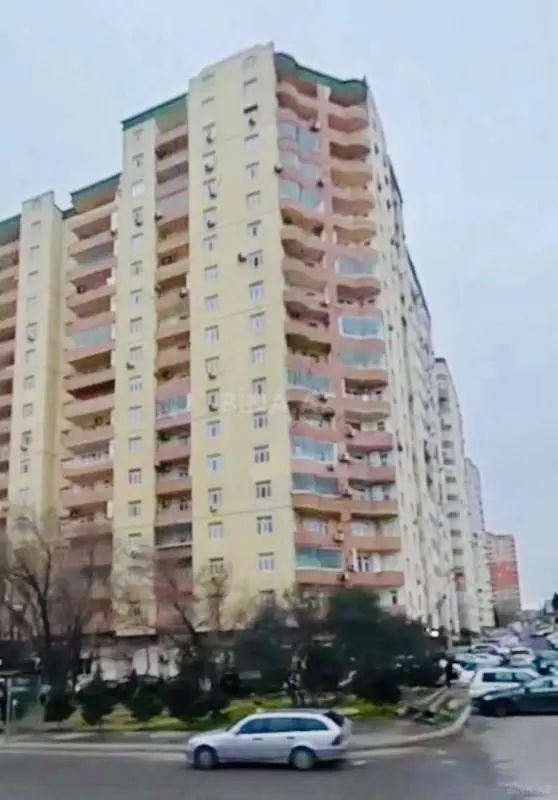 Kirayə verilir 2 otaqlı mənzil 90 m²