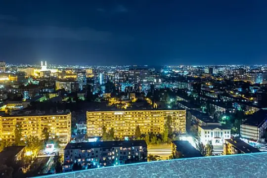 Satılır 3 otaqlı mənzil 95 m² — Bakı, Memar Əcəmi yanı 3 otaq 95.00 m²