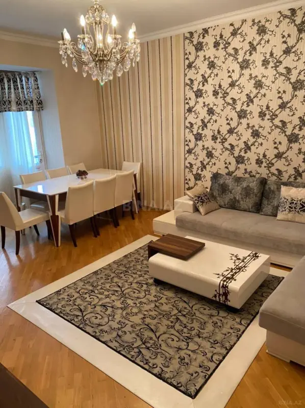 Kirayə verilir 4 otaqlı mənzil 125 m²
