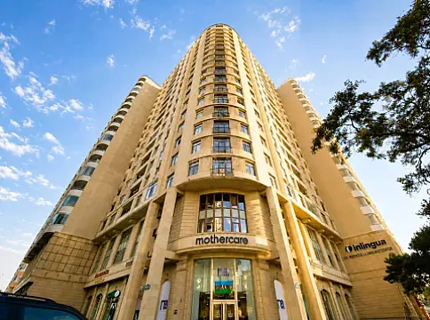 Kirayə verilir 3 otaqlı mənzil 145 m² — Bakı 3 otaq 145.00 m²