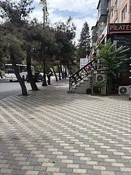 Kirayə verilir obyekt 28 m² — Bakı, Memar Əcəmi yanı 28.00 m²