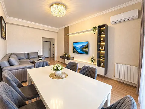 Kirayə verilir 3 otaqlı mənzil 120 m² — Bakı 3 otaq 120.00 m²