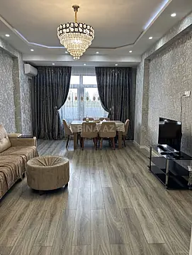 Kirayə verilir 2 otaqlı mənzil 100 m² — Bakı 2 otaq 100.00 m²