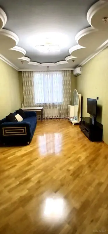 Kirayə verilir 2 otaqlı mənzil 80 m²