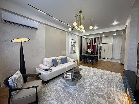 Satılır 3 otaqlı mənzil 95 m² — Bakı, Həzi Aslanov qəs. 3 otaq 95.00 m²