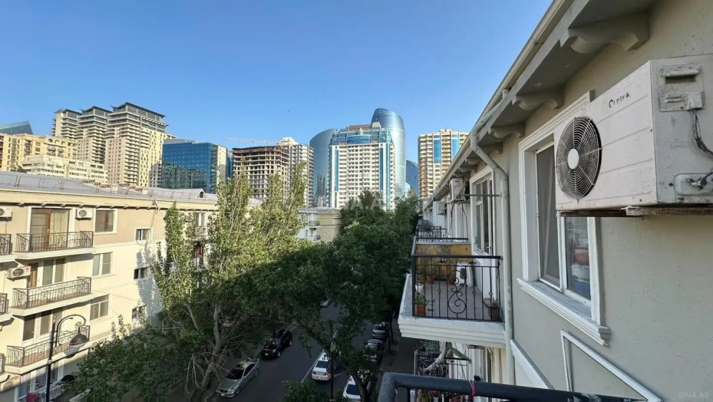 Kirayə verilir 2 otaqlı mənzil 45 m²