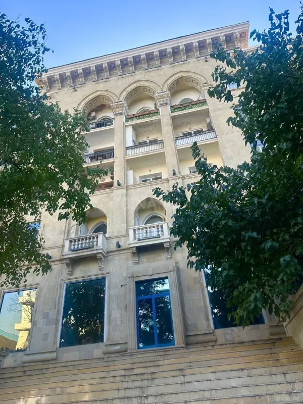 Satılır 1 otaqlı mənzil 45 m²