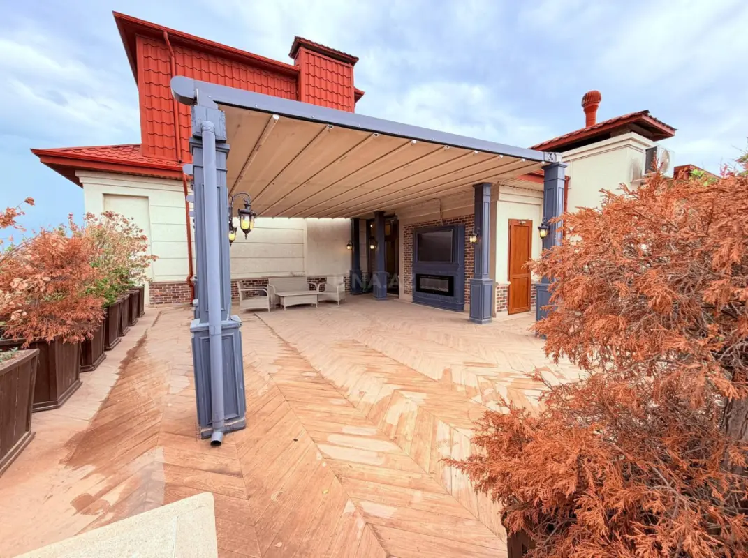 Satılır 3 otaqlı mənzil 400 m²