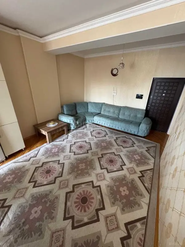 Satılır 2 otaqlı mənzil 58 m²