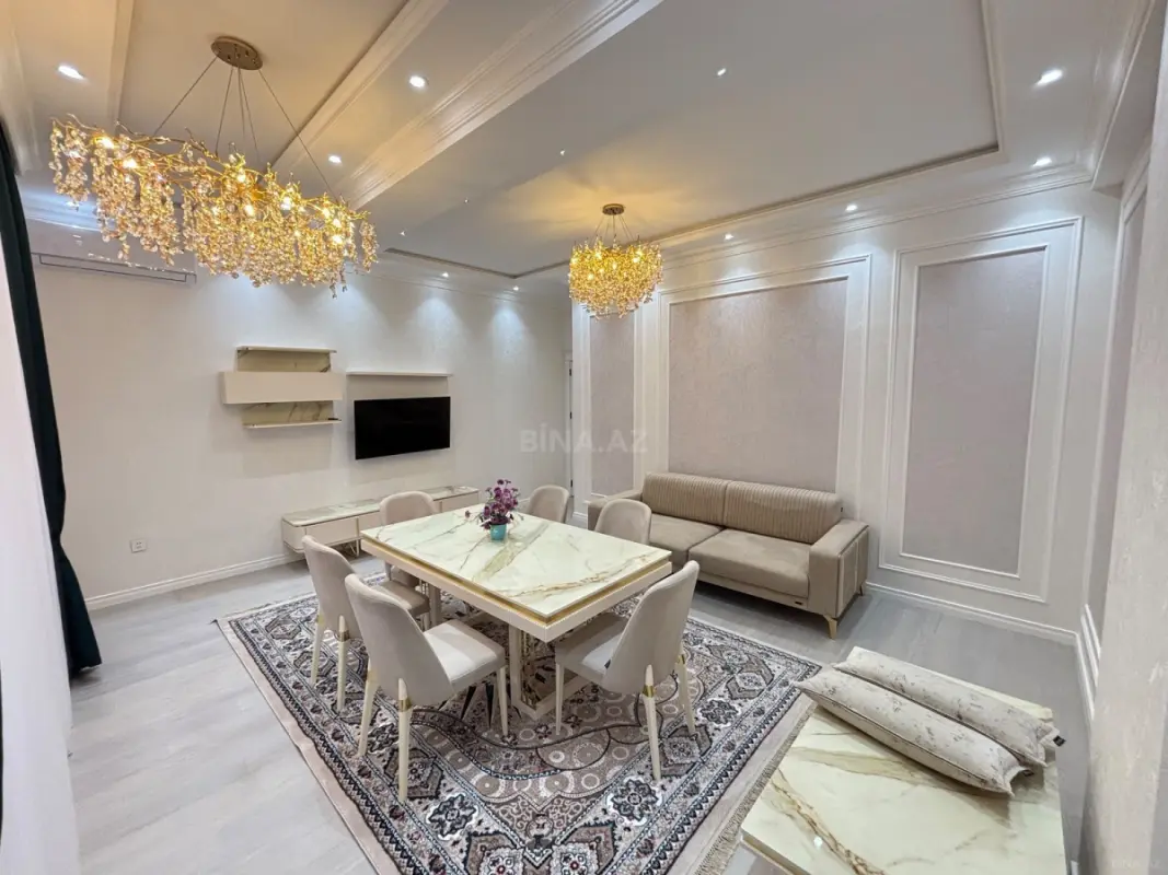 Kirayə verilir 3 otaqlı mənzil 130 m²