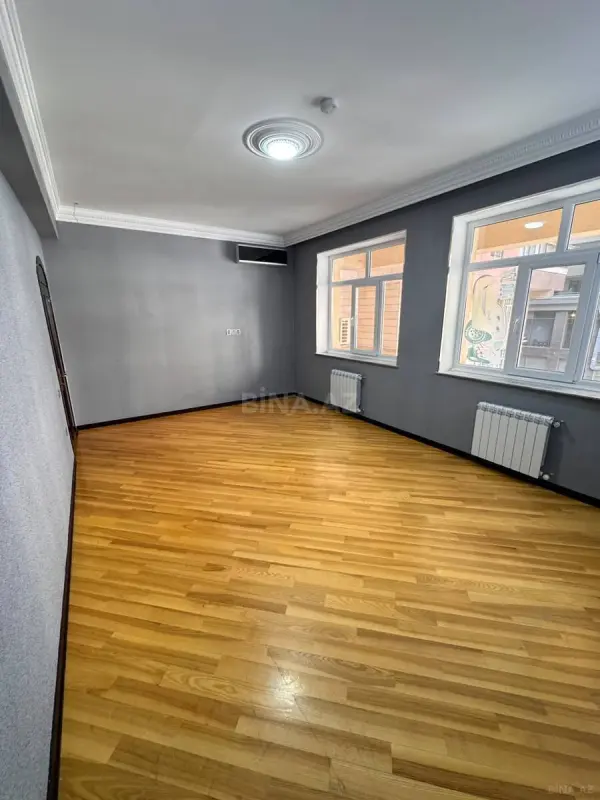 Kirayə verilir 7 otaqlı ofis 250 m²