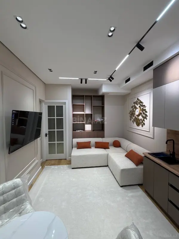 Kirayə verilir 2 otaqlı mənzil 72 m²