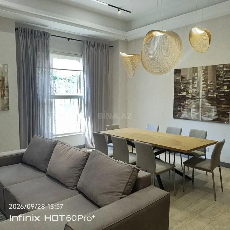 Kirayə verilir 2 otaqlı mənzil 90 m²