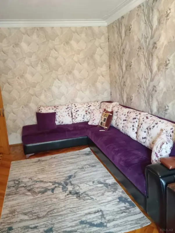 Kirayə verilir 2 otaqlı mənzil 60 m²