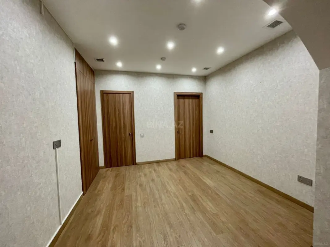 Kirayə verilir 3 otaqlı ofis 60 m²