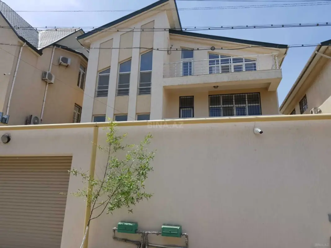 Kirayə verilir 6 otaqlı həyət evi 350 m²