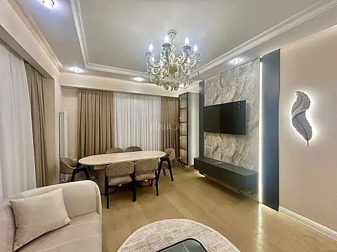 Kirayə verilir 3 otaqlı mənzil 90 m² — Bakı 3 otaq 90.00 m²