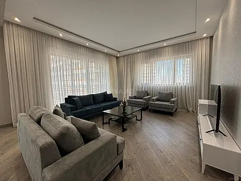 Kirayə verilir 3 otaqlı mənzil 160 m² — Bakı 3 otaq 160.00 m²