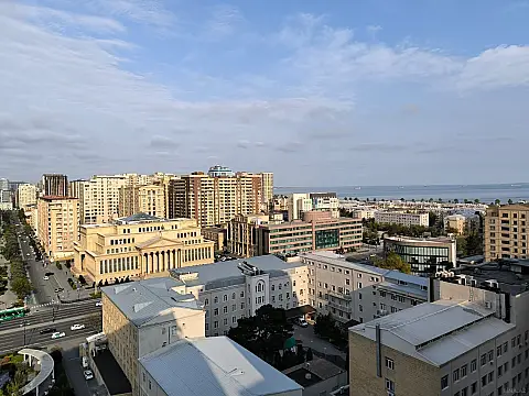 Satılır 3 otaqlı mənzil 145 m² — Bakı, Xətai 3 otaq 145.00 m²