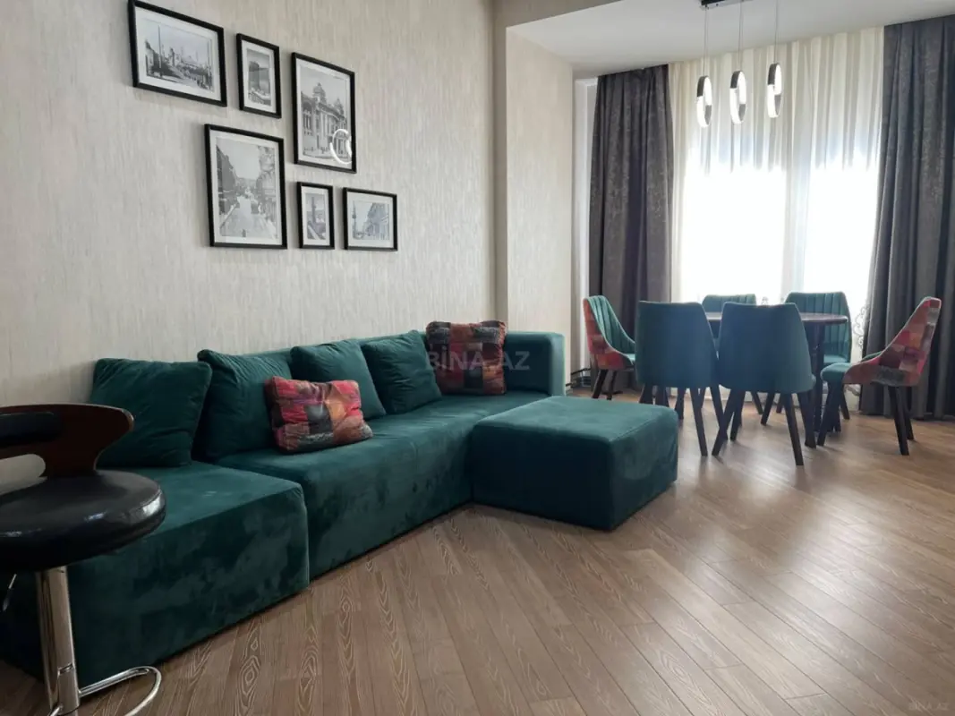 Kirayə verilir 2 otaqlı mənzil 75 m²