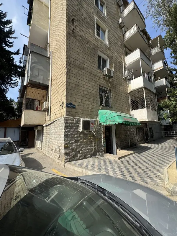 Kirayə verilir obyekt 82 m²