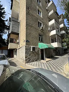 Kirayə verilir obyekt 82 m² — Bakı, Nizami 82.00 m²