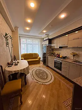 Kirayə verilir 3 otaqlı mənzil 130 m² — Bakı, Nərimanov 3 otaq 130.00 m²