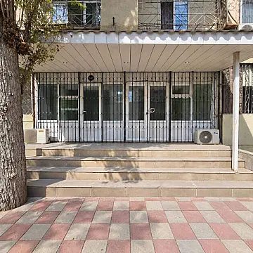Kirayə verilir obyekt 55 m² — Bakı, Bakıxanov 55.00 m²