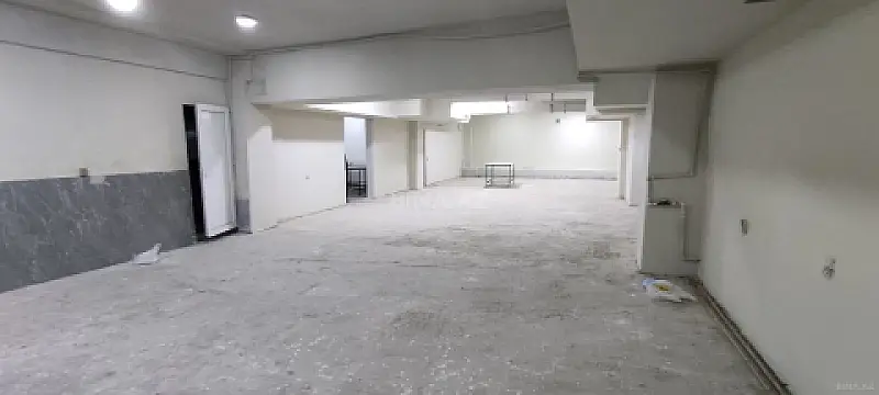 Kirayə verilir obyekt 897 m² — Bakı 897.00 m²