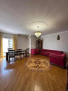 Kirayə verilir 4 otaqlı mənzil 150 m² — Bakı, Nərimanov 4 otaq 150.00 m²