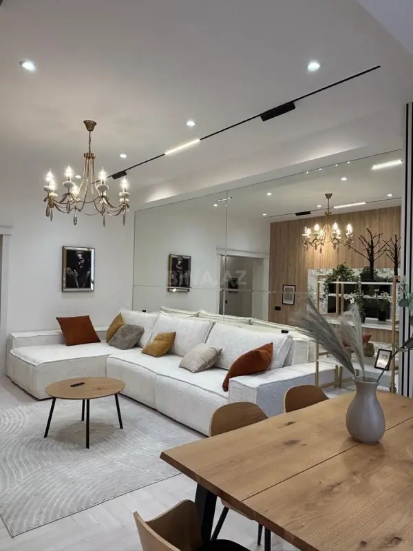 Kirayə verilir 2 otaqlı mənzil 98 m²