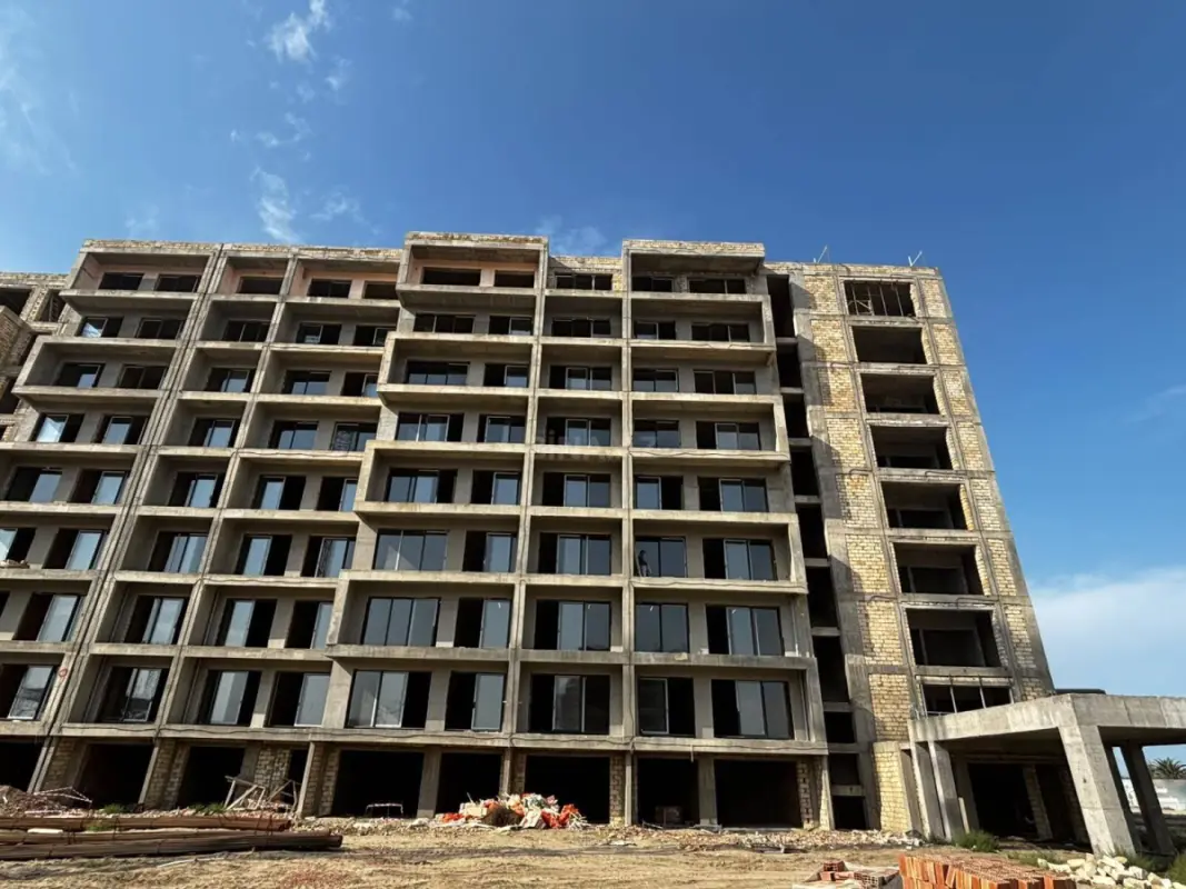 Satılır 2 otaqlı mənzil 98 m²