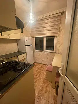 Kirayə verilir 1 otaqlı mənzil 42 m² — Bakı 1 otaq 42.00 m²