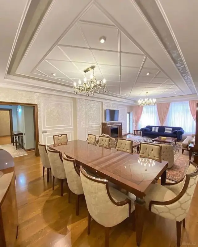 Kirayə verilir 4 otaqlı mənzil 210 m²