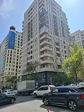 Satılır 5 otaqlı mənzil 170 m² — Bakı 5 otaq 170.00 m²