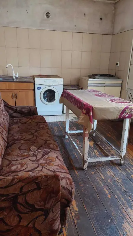 Kirayə verilir 2 otaqlı həyət evi 60 m²